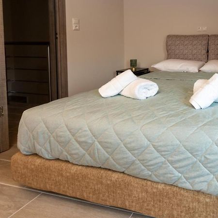 Comfy & Stylish Apt In Ioannina Apartment ภายนอก รูปภาพ