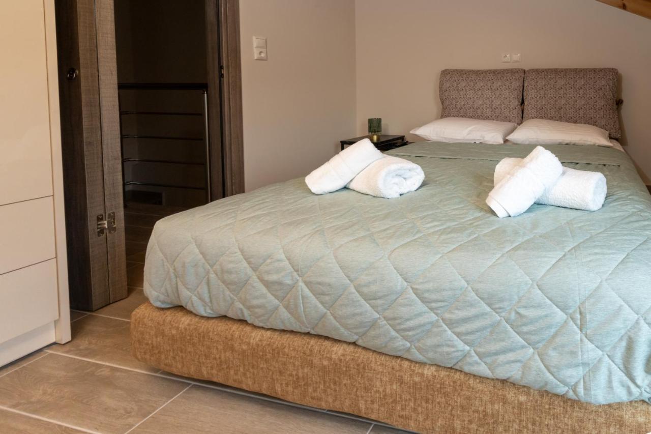 Comfy & Stylish Apt In Ioannina Apartment ภายนอก รูปภาพ