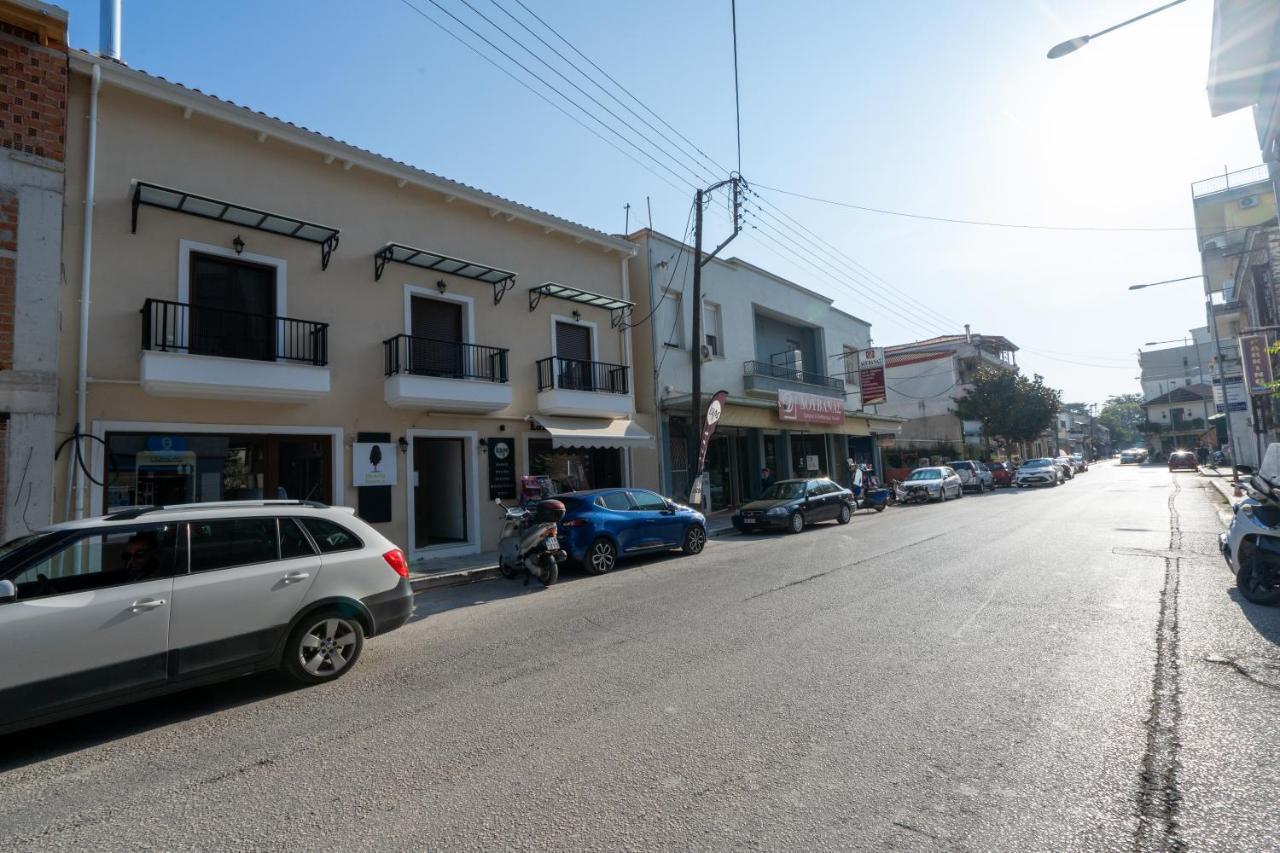 Comfy & Stylish Apt In Ioannina Apartment ภายนอก รูปภาพ