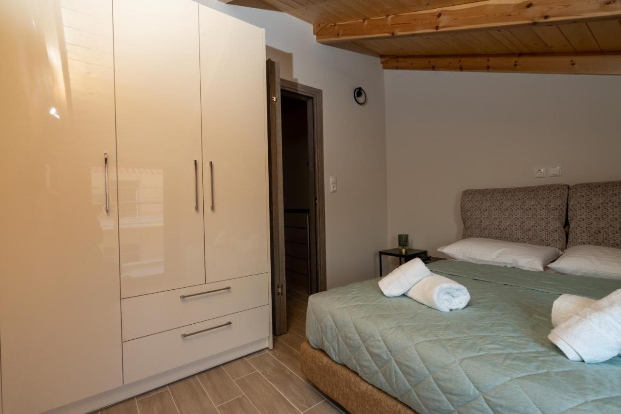 Comfy & Stylish Apt In Ioannina Apartment ภายนอก รูปภาพ